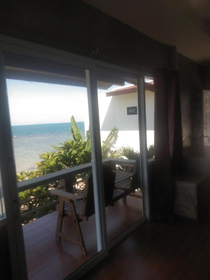 Charung Beach Haad Rin Exterior photo