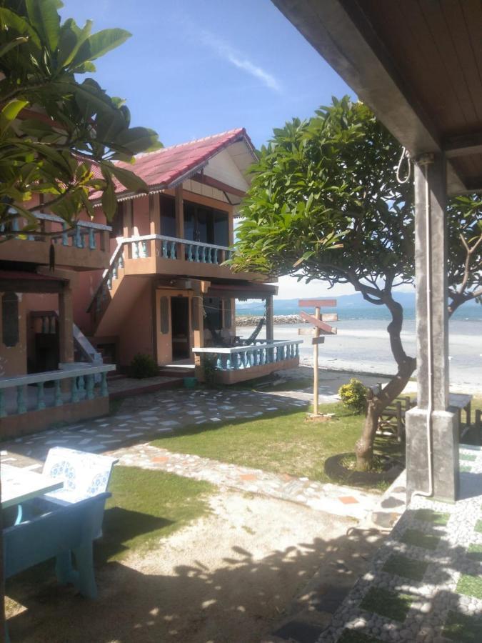 Charung Beach Haad Rin Exterior photo